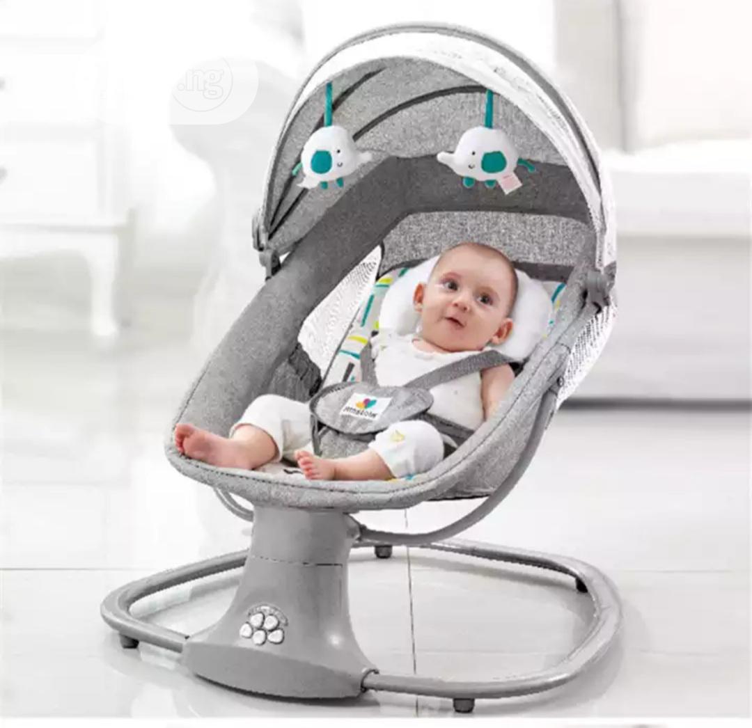 Multifunctional Baby Bassinet for Comfort & Entertainment